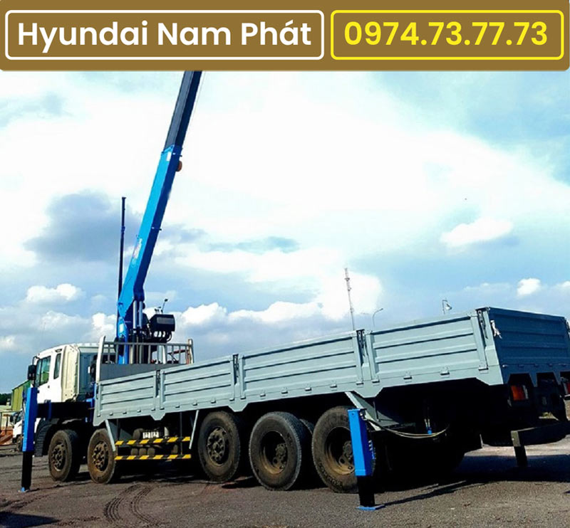 Xe Tải Hyundai HD360 Gắn Cẩu DongYang 7 Tấn SS1926 